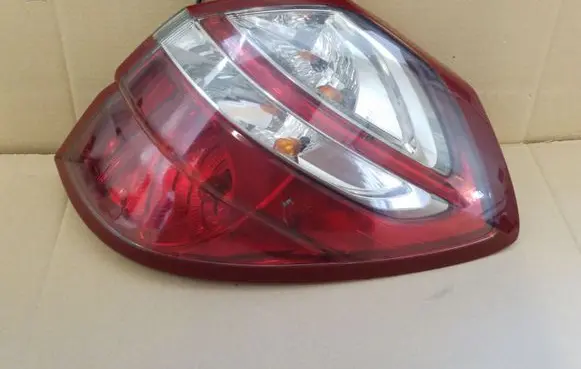 Subaru Legacy Rear/tail lights