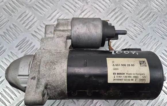 Mercedes-Benz E W212 Starter motor A6519062800 0001139065