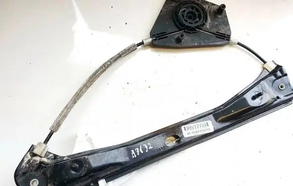 Sliding door window regulator with motor