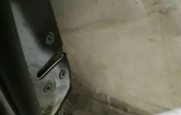 Mazda 2 Rear door lock