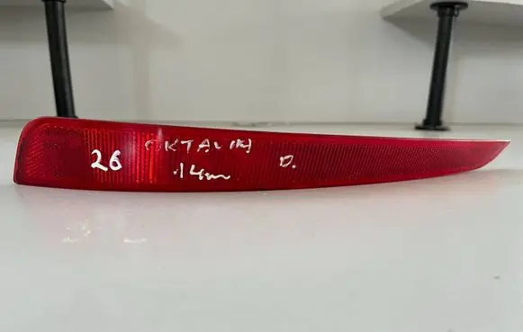 Skoda Fabia Mk2 (5J) Rear tail light reflector 5E5945106