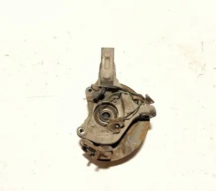 Lexus CT 200H Front wheel hub