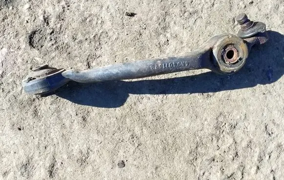 Audi A6 S6 C4 4A Front lower control arm/wishbone 4A0407157B