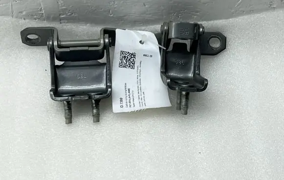 Suzuki Vitara (LY) Rear door hinge set 