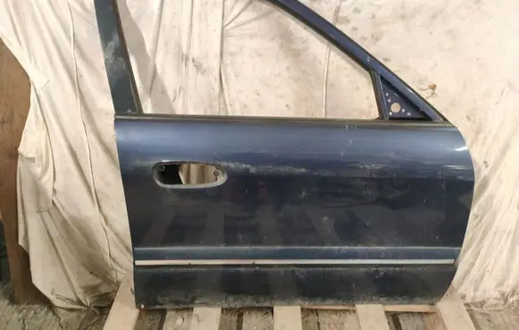 Mazda 626 Front door