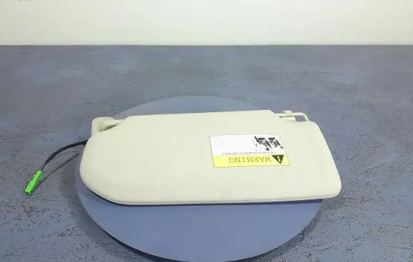 Volvo S90, V90 Sun visor