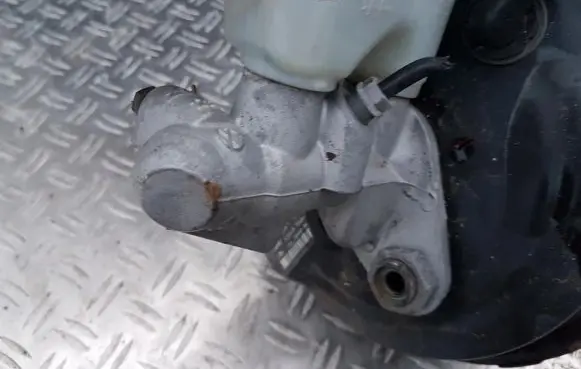 Volkswagen Golf Plus Master brake cylinder