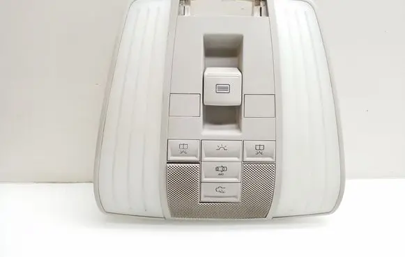Mercedes-Benz E W212 Front seat light A2129001123 A2129019106 A2129029203