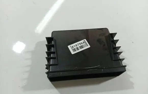 Subaru Legacy Glove box