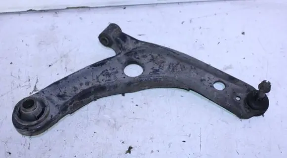 Toyota Yaris Front control arm