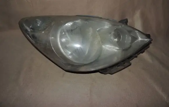 Nissan Note (E11) Headlight/headlamp 100H80309