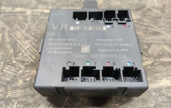 Mercedes-Benz C W204 Door control unit/module A2048200226