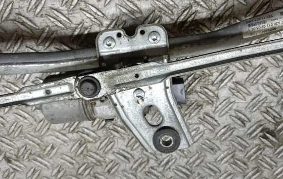 Opel Astra H Front wiper linkage 13154941