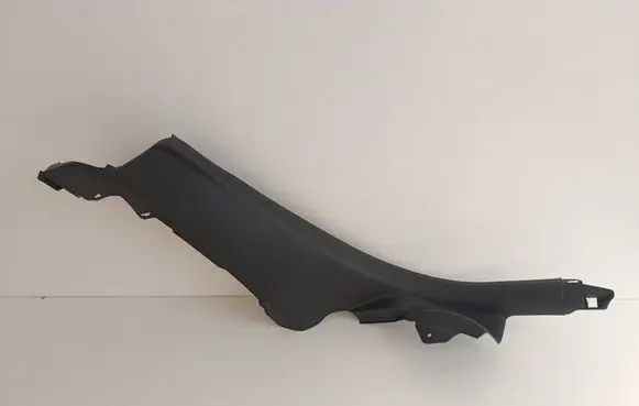 Audi A3 S3 8V Rear sill trim cover 8V5867767