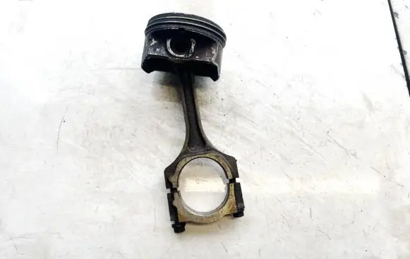 Hyundai Sonata Piston with connecting rod