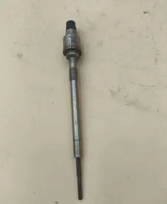Opel Astra J Glow plug E2529010907