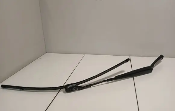 Volkswagen PASSAT B7 Front wiper blade arm 3C1955409C
