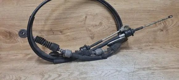 Volvo S40, V40 Gear shift cable linkage 