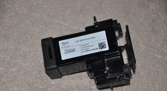 Citroen C4 II Picasso Ignition lock 9814247280