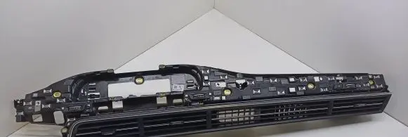 Audi Q7 4M Dash center air vent grill 4M2820901R 9958 25012016