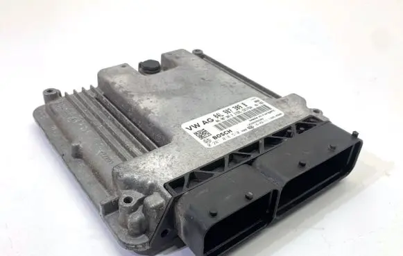 Volkswagen Golf VII Engine control unit/module ECU 04L907309B
