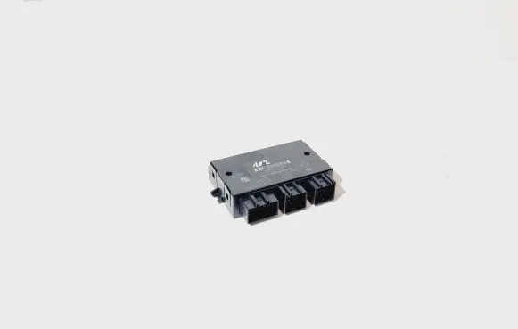 Mercedes-Benz C W204 Tow bar trailer control unit/module A2129001901 A2125451232 A2129020801