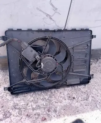 Ford Mondeo MK IV Electric radiator cooling fan 8240563 6G918C607E