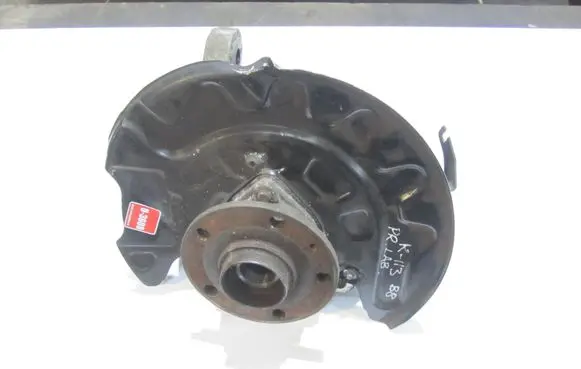 Volkswagen PASSAT B8 Front wheel hub spindle knuckle 5Q0407258C