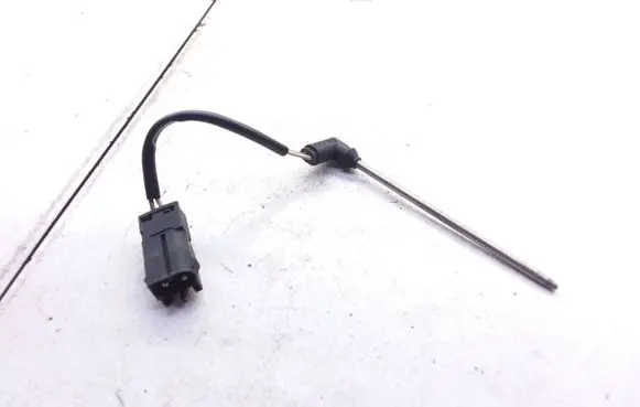 BMW 5 E39 Oil temperature sensor 83913879