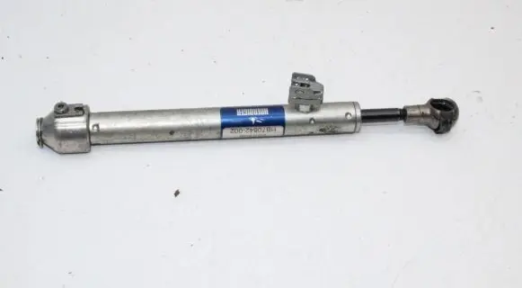 BMW 6 E63 E64 Tailgate/trunk strut/damper 7159257