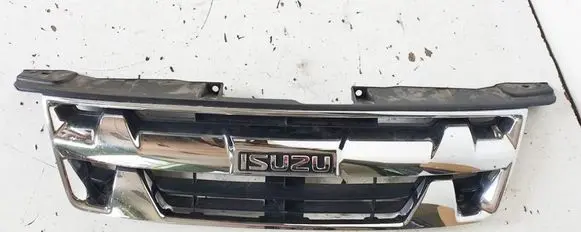 Isuzu D-Max Front grill
