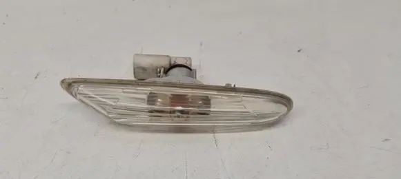 BMW 1 E81 E87 Front fender indicator light 6313693299809