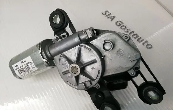 Volkswagen Golf VII Rear window wiper motor 5G0955711 W000038532