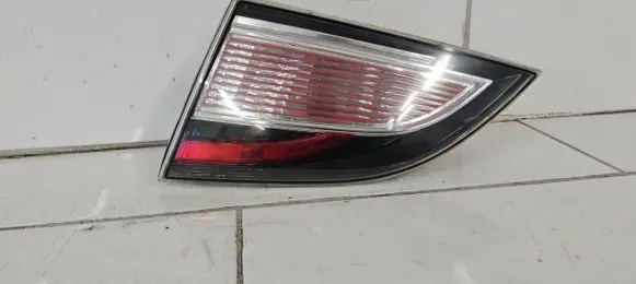 Mazda 6 Tailgate rear/tail lights GS2A513F0 13241095