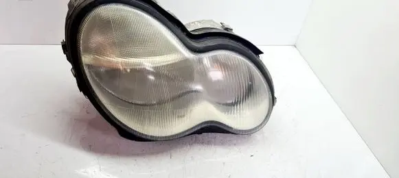 Mercedes-Benz C W203 Headlight/headlamp A2038200261 0301166202 02A0110