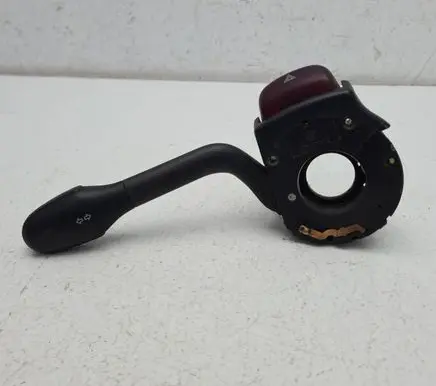 Volkswagen PASSAT B4 Indicator stalk