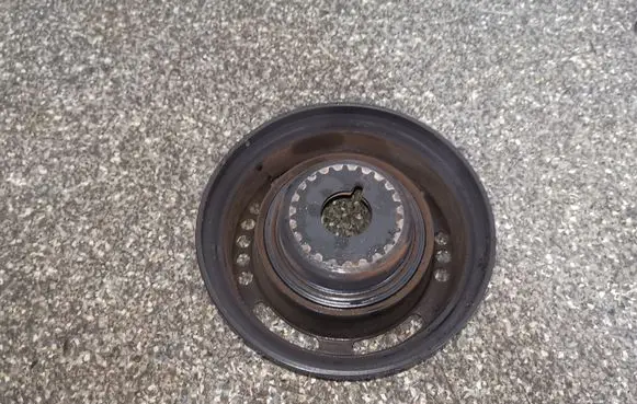Opel Insignia A Crankshaft pulley