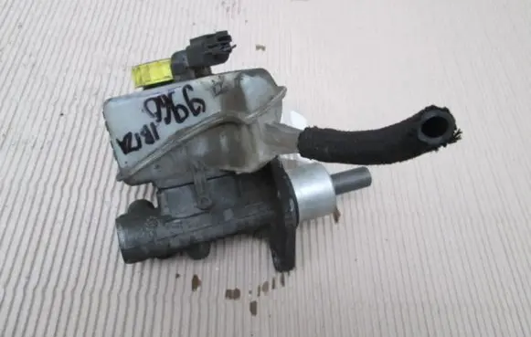 Seat Ibiza II (6k) Master brake cylinder