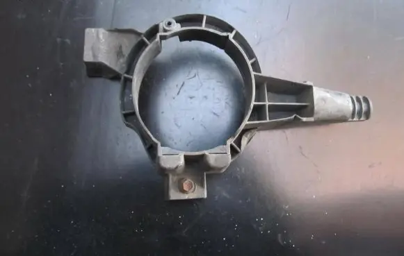 Toyota Auris 150 Fog light bracket 8148152210