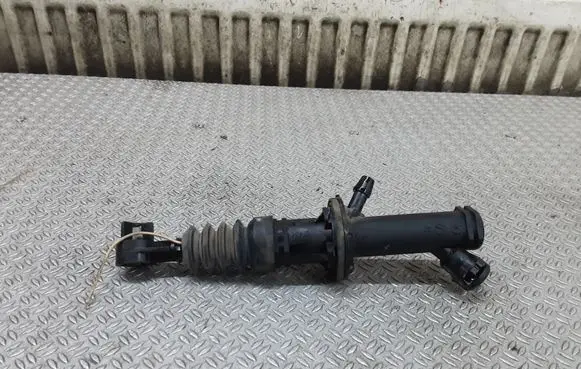 Renault Modus Clutch master cylinder 8200436137C