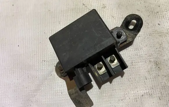 Mercedes-Benz E W210 Other relay a2105401173 2105401173
