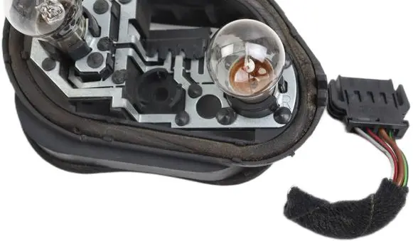 Seat Ibiza III (6L) Tail light bulb cover holder 6L6945258