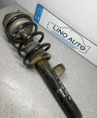 BMW 5 E60 E61 Front shock absorber with coil spring 6772219