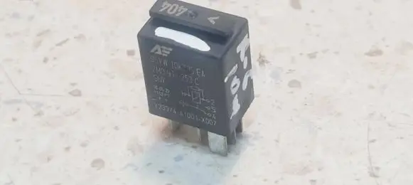 Audi A6 S6 C6 4F Other relay 7M0951253C 95VW10K705EA