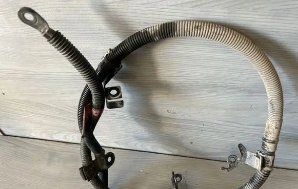 Mercedes-Benz E W211 Wires (starter motor) 