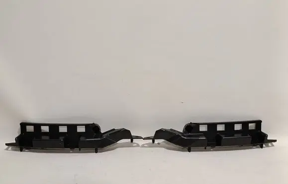 Citroen DS7 Crossback Fender mounting bracket 9816814980