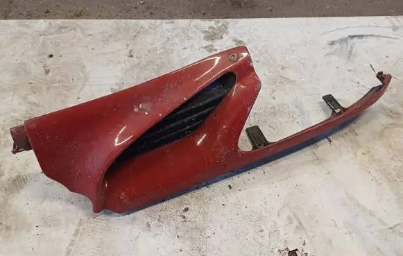 Renault Megane I Front grill 7700834200