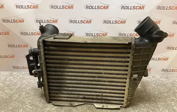 Audi A6 S6 C4 4A Intercooler air channel guide 