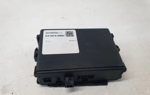 Mercedes-Benz Vito Viano W639 Parking PDC control unit/module 4C4702TCA