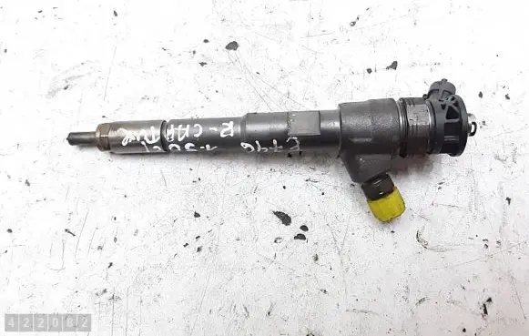 Renault Captur Fuel injector 0445110652